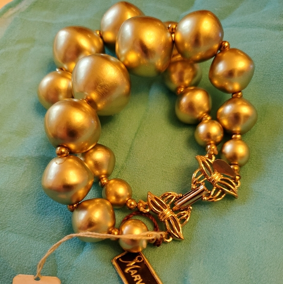 Marvella Jewelry - Marvella Faux Gold pearl Braclet